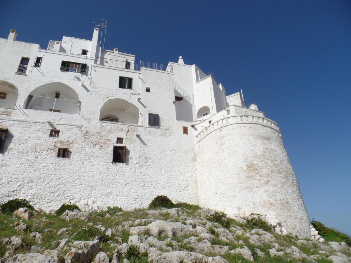 Casa Josephina - Three Level Stone Home With Balcony, 2 Roof Terraces & Sea Views Ostuni Dış mekan fotoğraf