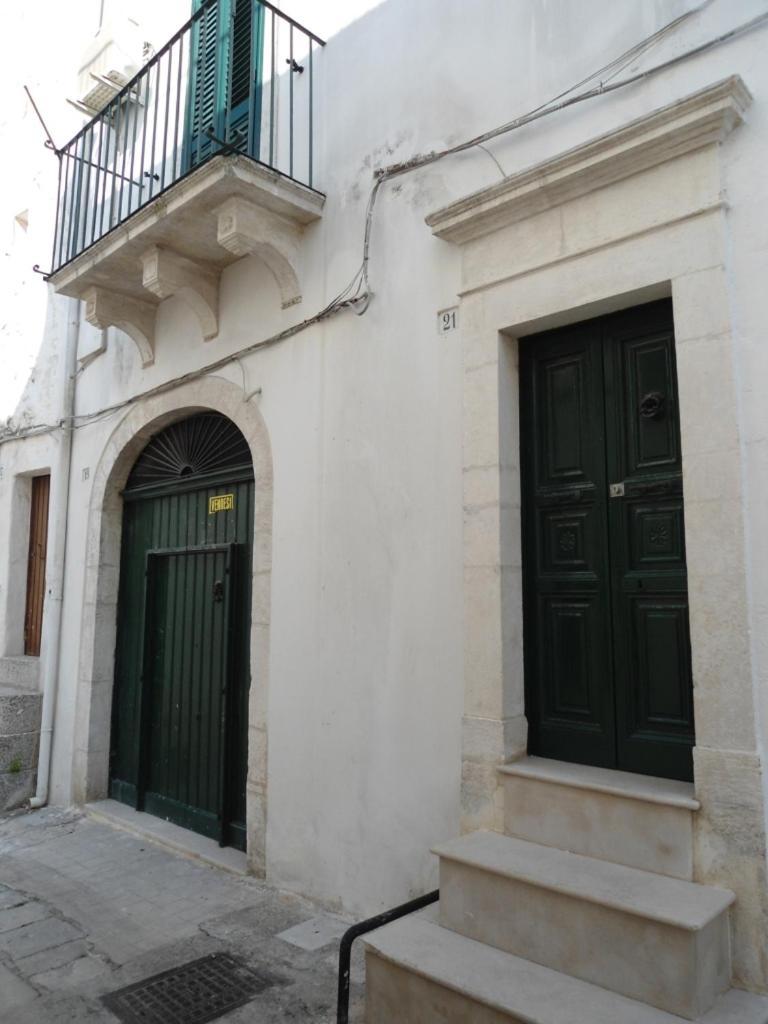 Casa Josephina - Three Level Stone Home With Balcony, 2 Roof Terraces & Sea Views Ostuni Dış mekan fotoğraf
